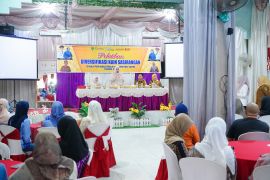 IKM Tapin kembangkan produk sasirangan untuk perluas pasar