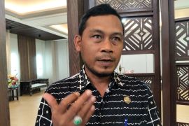 Dinsos Mataram memberikan bimtek ratusan agen Perlinsos bansos digital