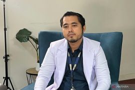 Angkat beban membantu metabolisme tulang seiring efek penuaan