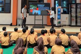 Diskominfo Kota Malang lindungi pelajar SRMP dari judol lewat SAPULIDI