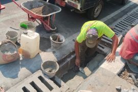 Pemkot Semarang percepat penataan drainase Simpang Lima