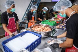 Kepala SPPG Lamongan: Penataan dapur MBG tak kurangi tenaga kerja lokal