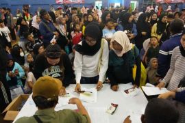 1.019 pelajar SD-SMP di Jakarta Barat dapat beasiswa Indonesia Pintar