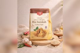 Dari peyek rumahan hingga tepung ayam goreng, usaha Jufriyah kian berkembang bersama BRI
