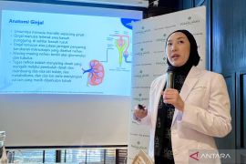 Demam tanpa penyebab jelas bisa jadi tanda ISK pada anak, kata dokter