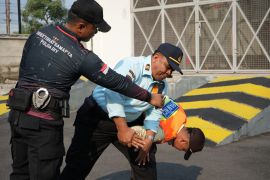 KAI Daop 6 Yogyakarta meningkatkan kompetensi personel pengamanan
