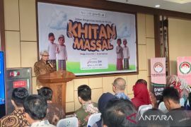 RS UNS tekankan edukasi kesehatan pada kegiatan khitan massal