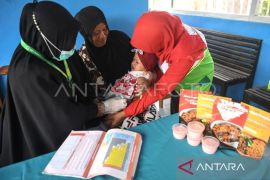 Gumoh pada bayi disebut normal oleh IDAI karena fungsi katup lambung belum sempurna