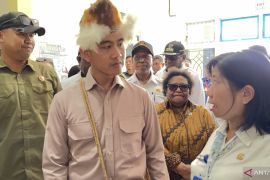 Soal penahanan Roy Suryo dan Tifa, Wapres Gibran: Semoga Cepat Sembuh