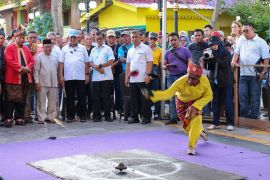Gubernur Kepri ingin kemas permainan rakyat jadi daya tarik wisata