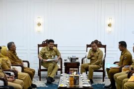Usai hapus pungutan di Air Panas Doulu, Bupati Karo bawa pulang proyek dua jalan baru