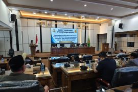 Wali Kota Lisa sampaikan Raperda Pertanggungjawaban Pelaksanaan APBD 2025 ke DPRD