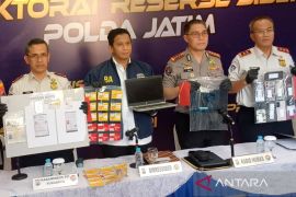 Polda Jatim bongkar sindikat "love scamming" internasional