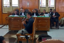 Saksi sebut ada perintah Pj Bupati Faisal Hasrimy melalui Iskandarsyah percepat pengadaan smartboard Langkat