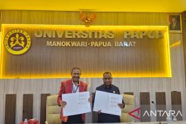 Pegunungan Arfak dan Unipa teken MoU pengembangan SDM