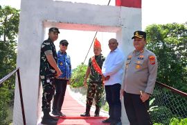Korem 132/Tadulako bangun jembatan perlancar akses warga di Morowali Utara