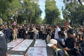 DPRD Bali janji sampaikan tuntutan mahasiswa ke pusat lewat fraksi