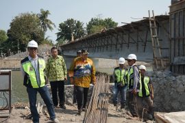 Kulon Progo menargetkan Jembatan Trisik selesai Agustus dongkrak wisata