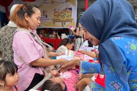 Alfamart dan Nestle Indonesia perluas jangkauan Program Sahabat Posyandu untuk ribuan ibu dan anak