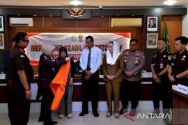 Kejari Natuna selesaikan perkara penadahan emas melalui RJ