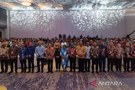 Wamendagri sebut penghargaan kinerja perkuat tata kelola Pemda di Papua