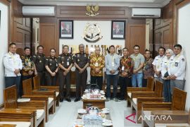 Kajati Sumut terima audiensi Ketua KPU, perkuat sinergi pengawasan dan penegakan hukum