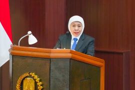 Gubernur Jatim sebut realisasi pendapatan 2025 capai Rp29,88 triliun