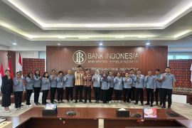 BI NTT perkuat literasi keuangan pekerja migran melalui ToT BP3MI