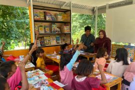 Polsek-Mantikulore bangun rumah baca tingkatkan minat belajar anak