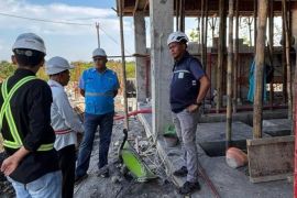 PLN UP3 Tobelo perkuat layanan listrik sekolah rakyat dukung pendidikan menuju Indonesia emas 2045