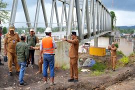 Bupati Shalahuddin pastikan pembangunan infrastruktur berikan manfaat bagi masyarakat