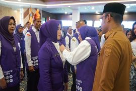 Kotabaru Deputy Regent inaugurates Bunda PAUD, Dekranasda, posyandu