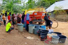 Bantuan Air Bersih dan Pemulihan Pascabanjir di Aceh Timur