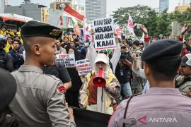 842 personel gabungan disiagakan amankan unjuk rasa