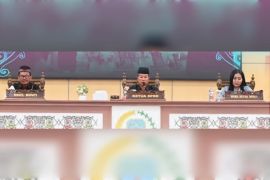 Wabup Lamandau hadiri paripurna DPRD bahas pandangan umum fraksi
