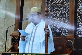 Prof Mujib nyatakan jati diri Islami lebih berharga dari kekayaan