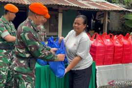 Korpasgat bangun kedekatan dengan rakyat lewat Jumat Berkah