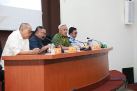 BP Batam evaluasi biaya logistik layanan peti kemas