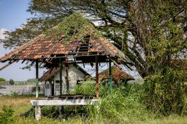 Rest Area Mantingan di Ngawi terbengkalai