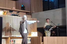 Ratusan pengunjung padati "Night at The Library" di TIM