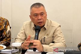 Menhub permudah investasi swasta di angkutan logistik kapal RoRo