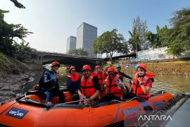 Belajar mencintai sungai lewat "Ciliwung River Adventure"