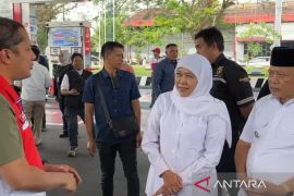 Khofifah pastikan stok BBM subsidi di Jatim aman
