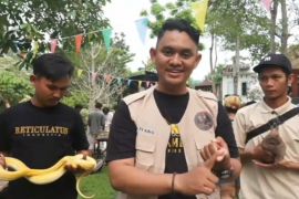 Komunitas Banten edukasi anak peduli fauna pada masa libur sekolah