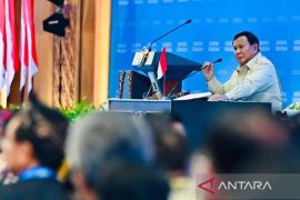 Prabowo says great nations face problems instead of avoiding them