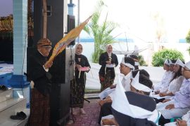"Nguri-uri" budaya Jawa, RRI Madiun gelar tradisi ruwatan massal