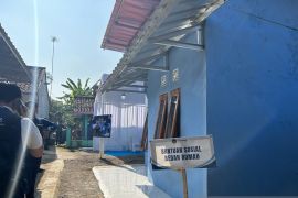 Bakti dan harapan warga binaan Warungkiara