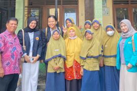 UMS dorong literasi kesehatan siswa lewat edukasi TOGA berbasis virtual reality