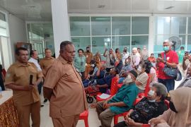 Pemprov Papua Barat Daya menggratiskan operasi katarak bagi masyarakat
