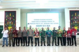 Pemkab Kapuas dukung penuh panen raya ketahanan pangan TNI di Bataguh